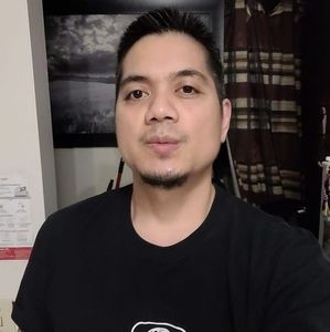 Meet your Posher, Rhonald